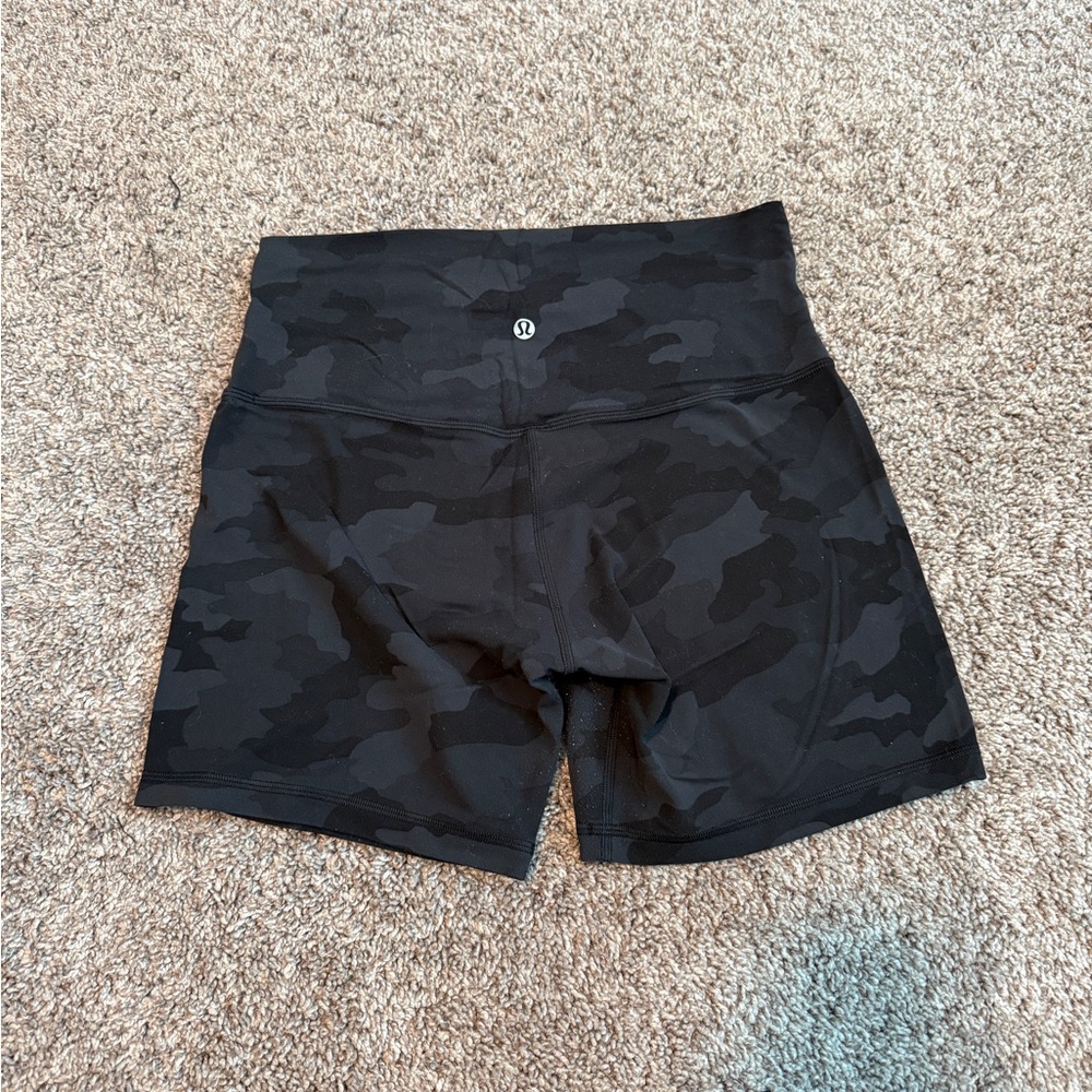 lululemon Women's Black Camo Align Shorts